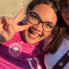 Melek, Babysitter in Düsseldorf