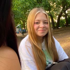 Nadja, Babysitter in Diedorf