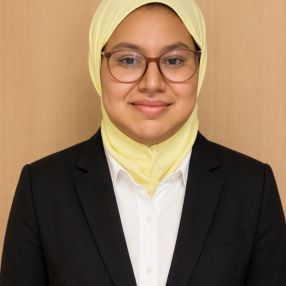 Marwa, Babysitter in Bonn
