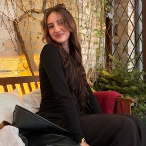 Alba, Babysitter in Halle (Saale)