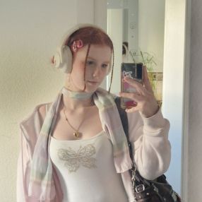 Mona, Babysitter in Oberursel (Taunus)