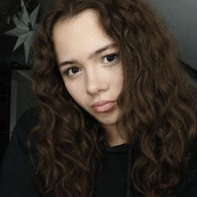 Julianne, Babysitter in Halle (Westfalen)