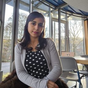 Idil, Babysitter in Gummersbach