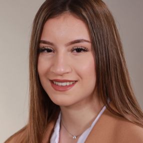 Desiree, Babysitter in Böblingen