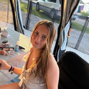 Chiara, Babysitter in Aichach