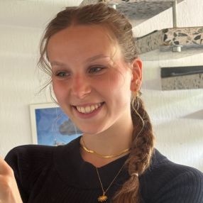 Jette, Babysitter in Oldenburg