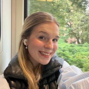 Nele, Babysitter in Hamburg