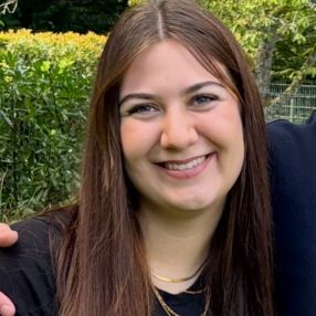 Lara, Babysitter in Neuenburg am Rhein