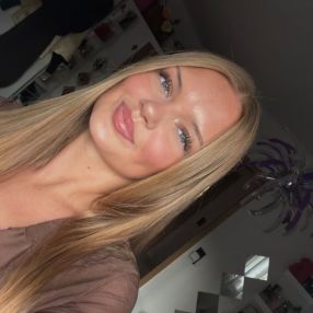 Julina, Babysitter in Bad Driburg
