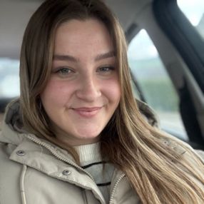 Veronica Emilia, Babysitter in Leverkusen