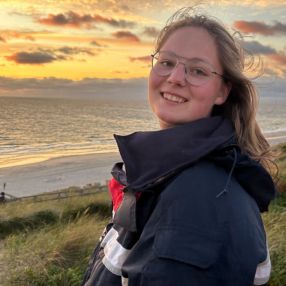 Charlotte, Babysitter in Hamburg