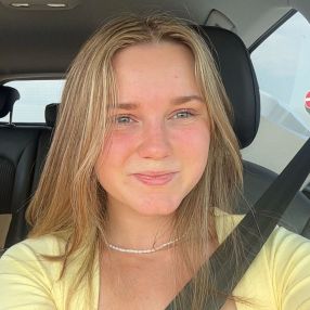 Samantha, Babysitter in Neu-Ulm