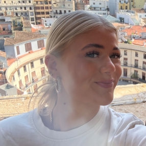 Naja, Babysitter i Horsens