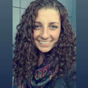 Shayna, Babysitter i Aalborg