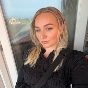 Naja, Babysitter in Holstebro
