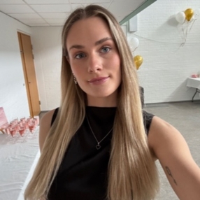 Laura, Babysitter in Hedehusene