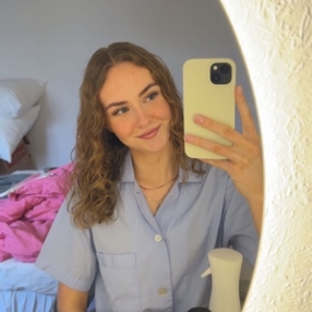 Caroline, Babysitter in Billund