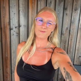Emma, Babysitter i Herning
