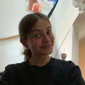 Kamille, Babysitter i Hillerød