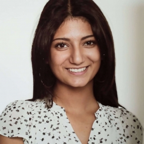 Layal, Babysitter i Hvidovre