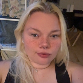 Stephanie , Babysitter i Fredericia