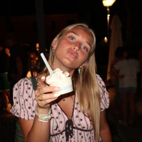 Karoline Mathilde, Babysitter i Kongens Lyngby