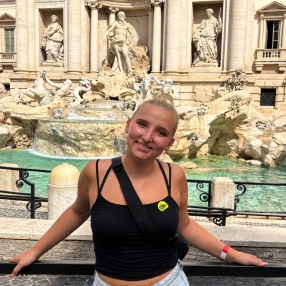 Stine, Babysitter in Vordingborg