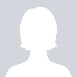 Ayse, Babysitter i Greve