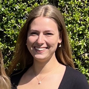 Emma, Babysitter i Hillerød