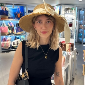 Luna-Sophia, Babysitter i Odense