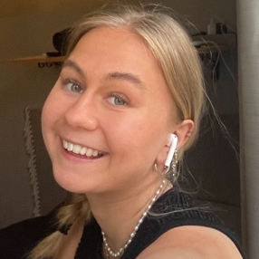 Josefine, Babysitter i Aarhus