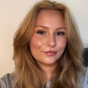Maja, Babysitter i Odense