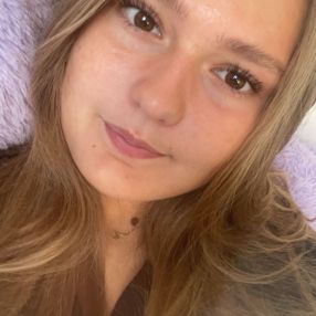 Signe, Babysitter i Pandrup