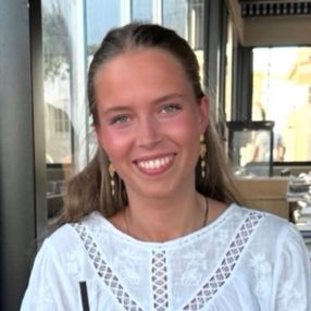 Mathilde, Babysitter i København