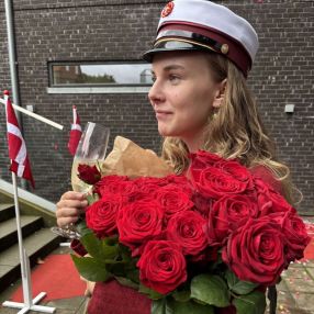 Laura Magdalene, Babysitter i Rønde