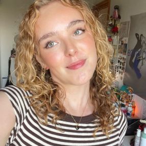 Karoline, Babysitter i Aalborg