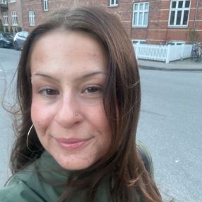 Signe Tang, Babysitter i København