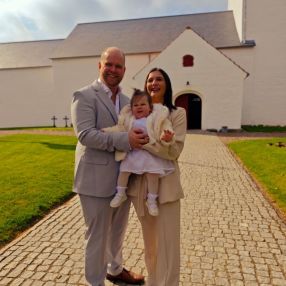 Elisa, Familie i Brønderslev