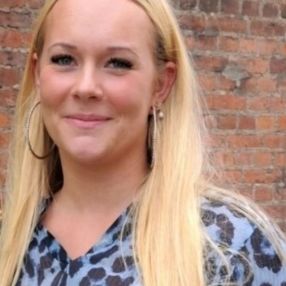 Annamai, Babysitter i Tappernøje