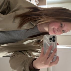 Adea, Babysitter in Vejen