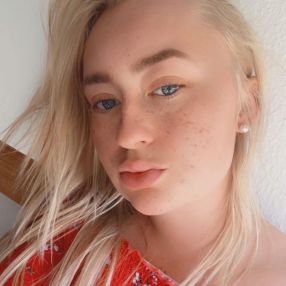 Linea, Babysitter i Aalborg