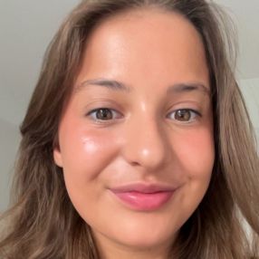 Maja, Babysitter i Aarhus