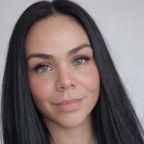 Maha, Babysitter i Rødovre