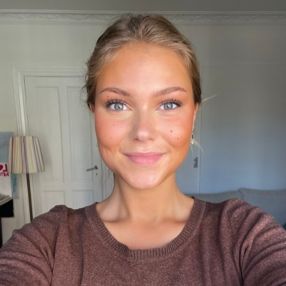 Vera penelope, Babysitter i København