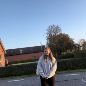 Celina, Babysitter i Barrit