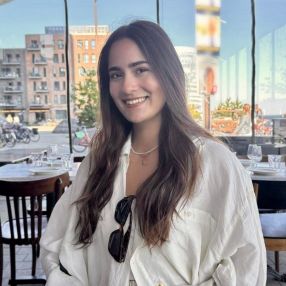 Sabina Amadora, Babysitter i Aarhus