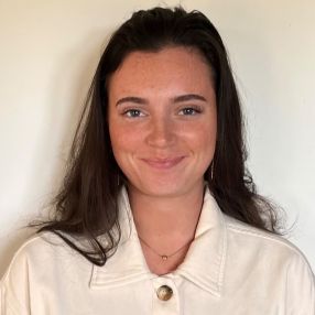 Abby, Babysitter i Middelfart