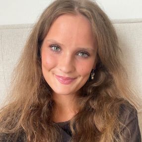 Anna Lucca, Babysitter i Frederiksberg
