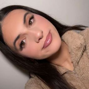 Daniella, Babysitter i Frederiksberg