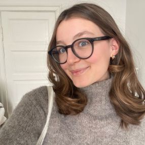 Pia, Babysitter in København